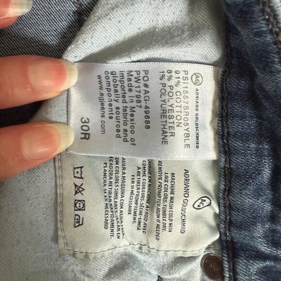 AG Adriano Goldschmied Cropped Jeans | Size 30R | Split Hem, Raw Edge - Picture 6 of 7